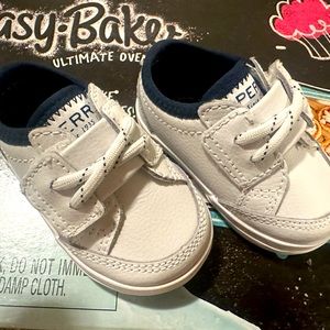 Baby Sperrys size 2